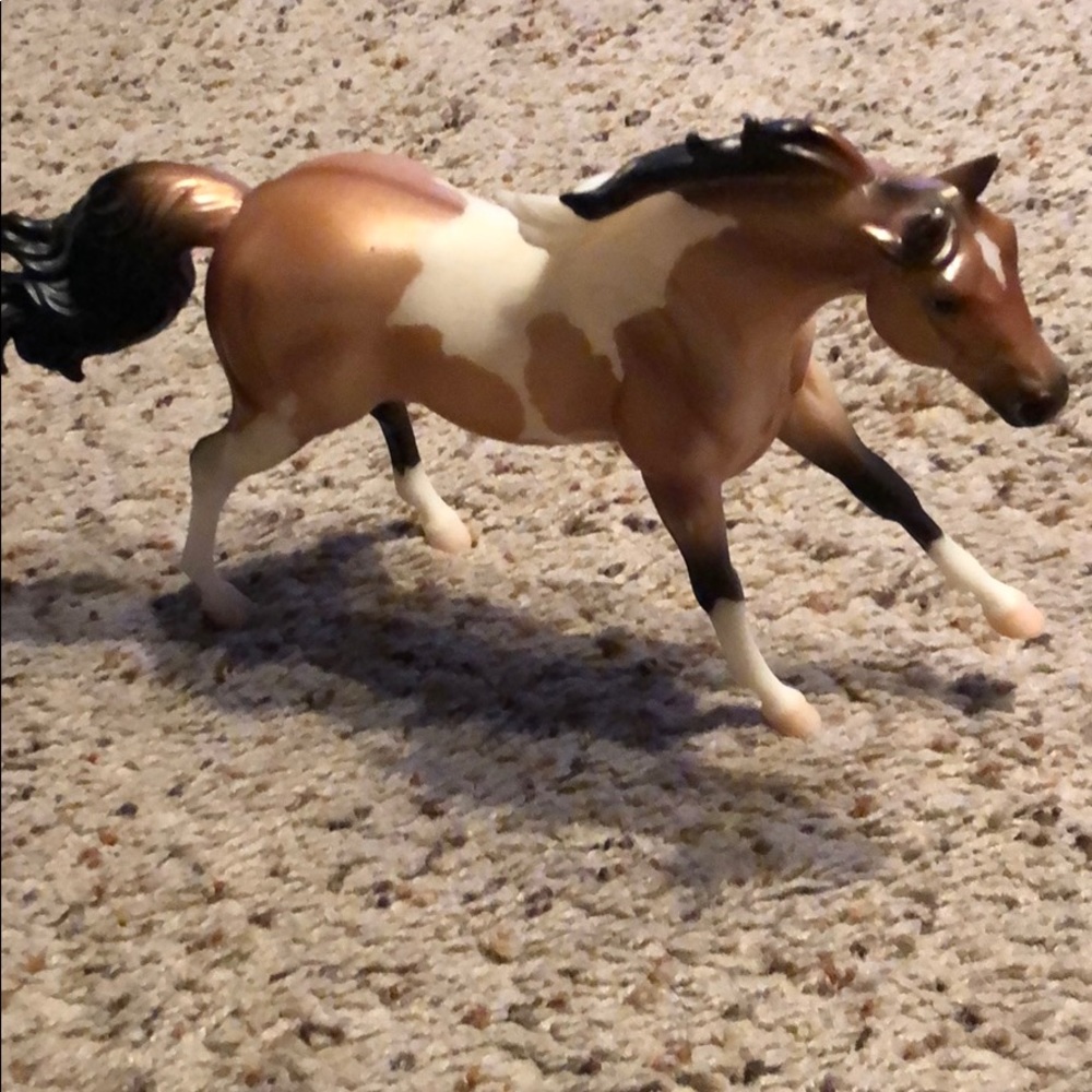 Breyer classic pinto